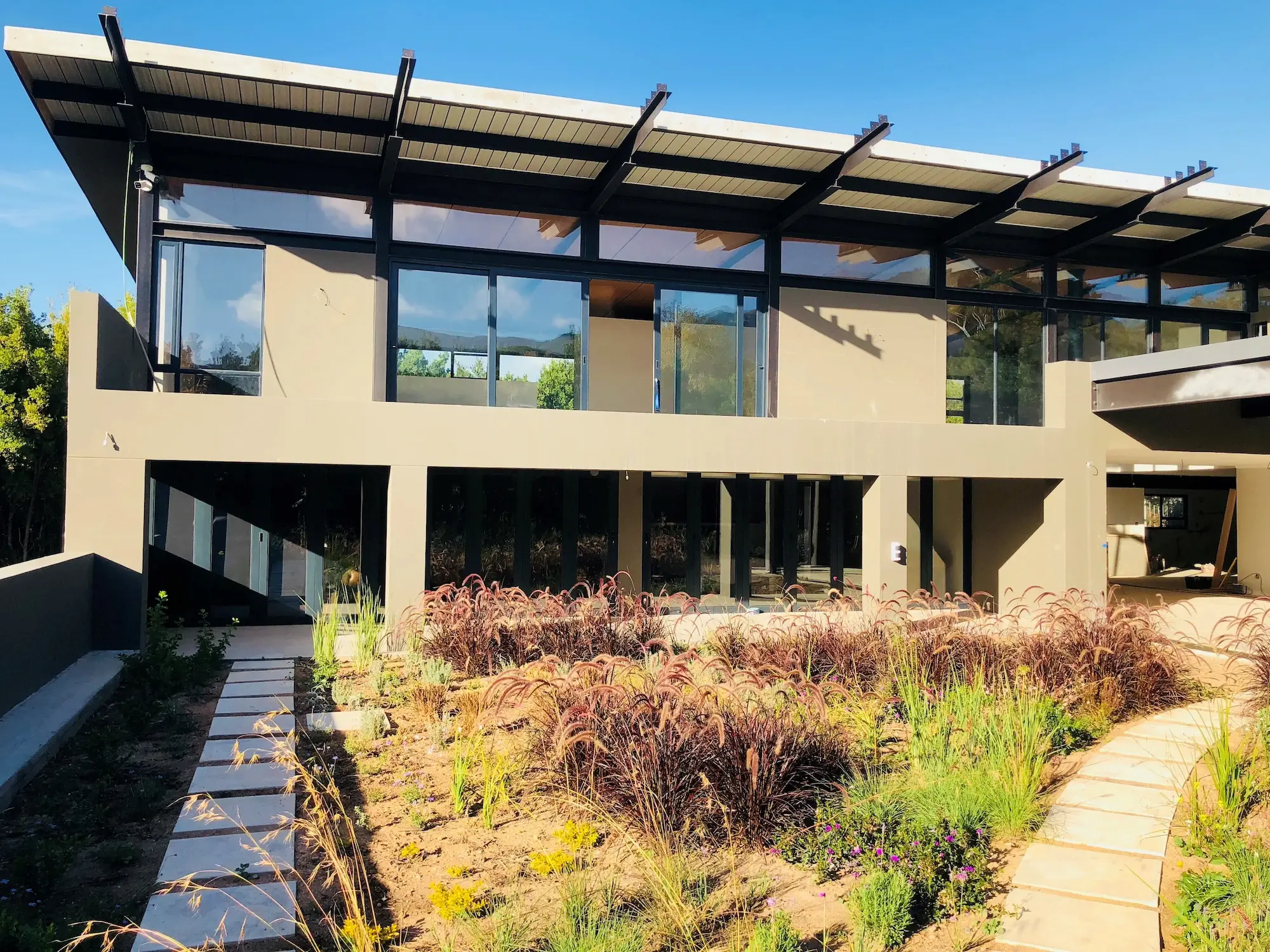 Aluminium folding doors Aluminium folding doors